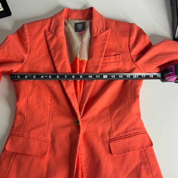 Vince Camuto Coral Tailored Blazer – Size 6 | One Button - Picture 6 of 11